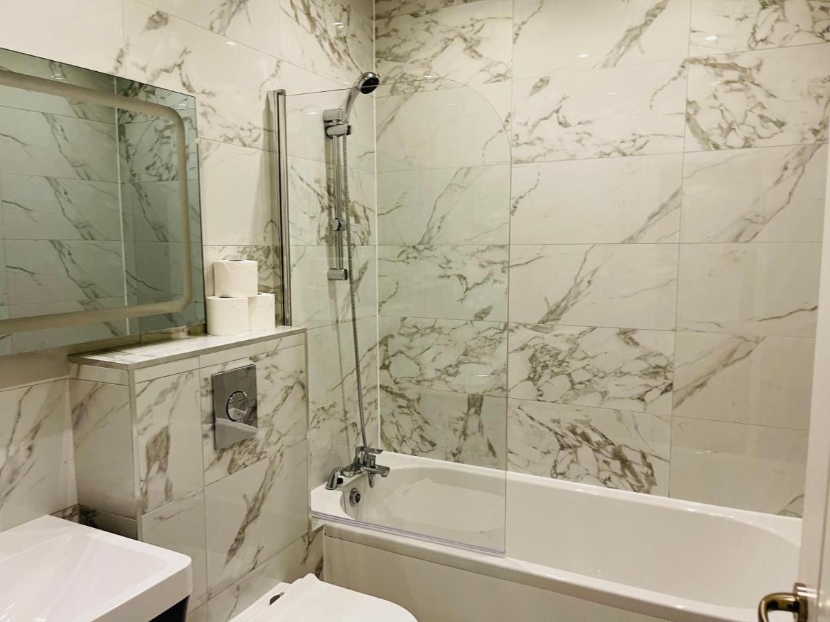 Апартаменти Salt Hill Windsor Legoland Eton Heathrow Luxury 2 Bed 1 Bath Free Parking Слау Екстер'єр фото